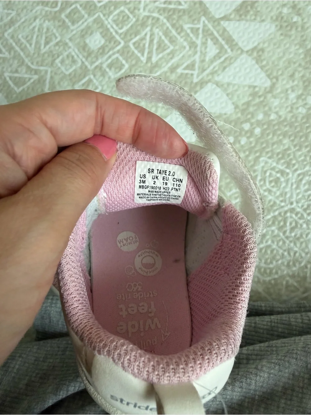 Stride Rite SR Taye 2.0 Floral Sneakers Baby Girl Size 3M